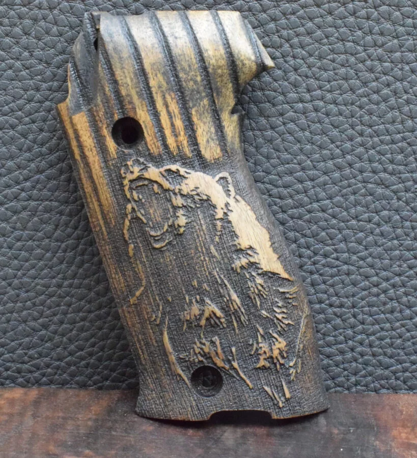 Sig-Sauer Mod.226 , Ausführung Bear, Nußbaum