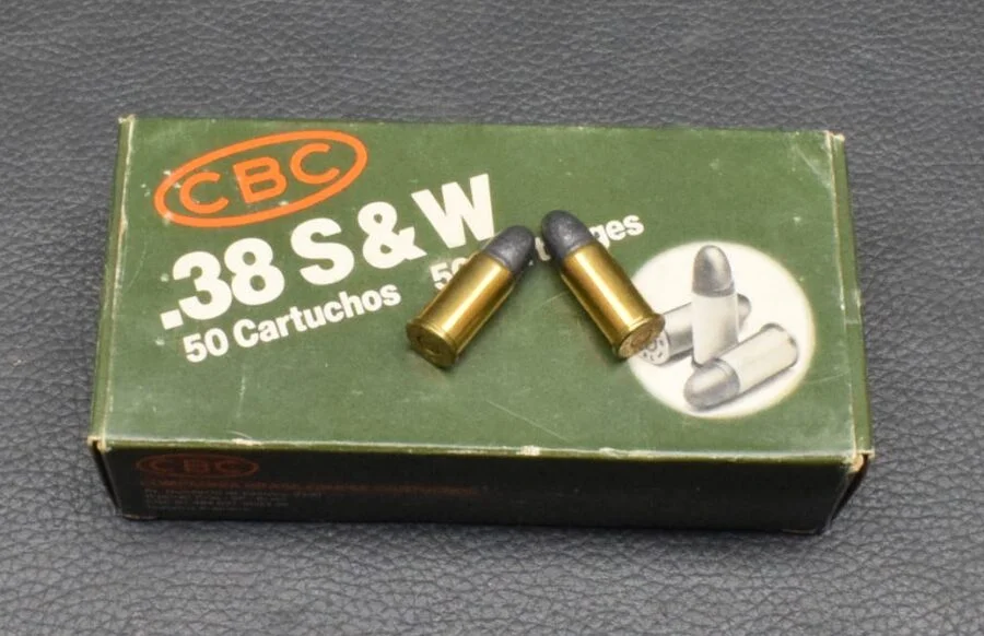 50 Patronen CBC, .38 S&W, 9,46g /146gr. Lead RN