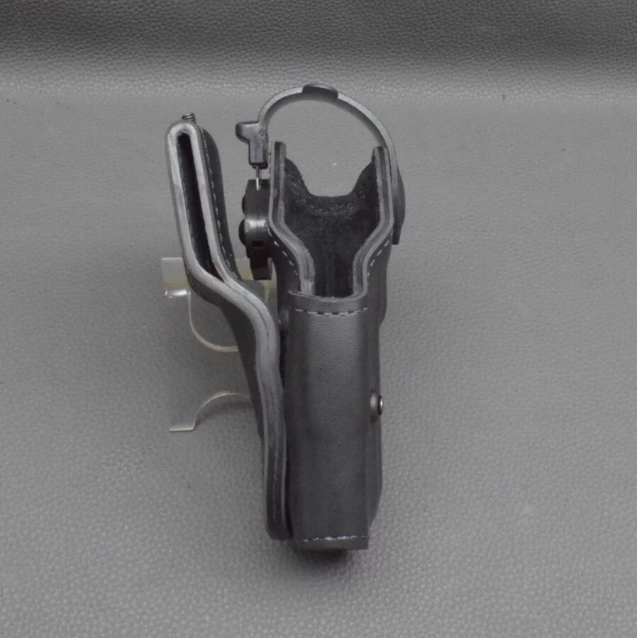 Sig-Sauer Pro SP2340 Für Rechtshänder, Safariland Holstern zum absoluten Sonderpreis – Bild 4