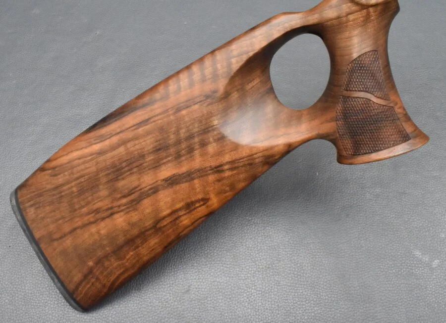 Blaser R93, Jagd-Lochschaft Set, 2-teilig, Nußbaum HK V, bayr. Backe, Neuware – Bild 5