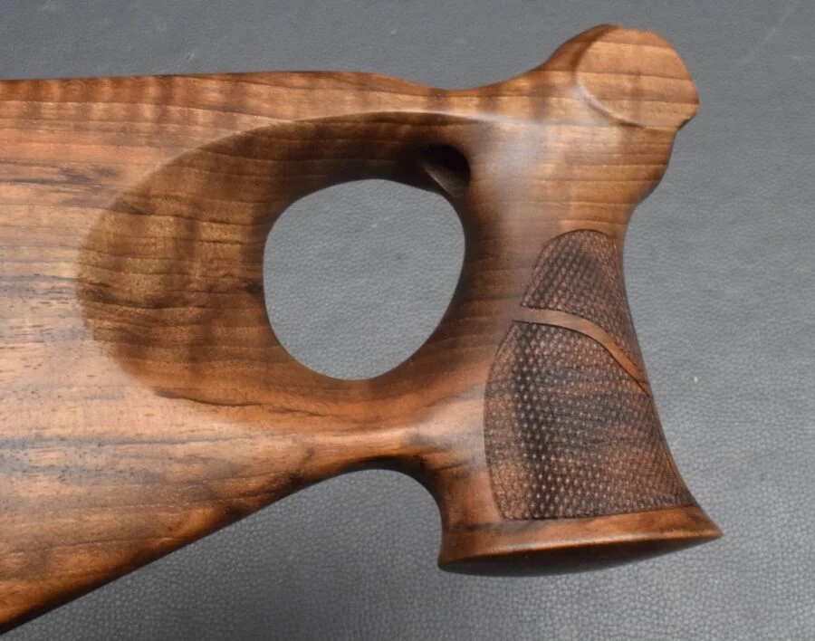 Blaser R93, Jagd-Lochschaft Set, 2-teilig, Nußbaum HK V, bayr. Backe, Neuware – Bild 6