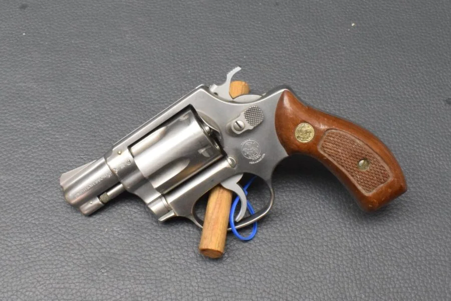 Smith & Wesson Modell 60, 2″, Kal. 38 Special, stainless, sehr gut