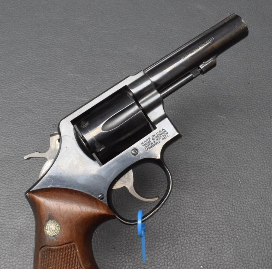 Smith & Wesson Modell 13-4 brüniert, Kaliber 357 Mag, 4″ Lauf, Holzgriff, gut – Bild 5