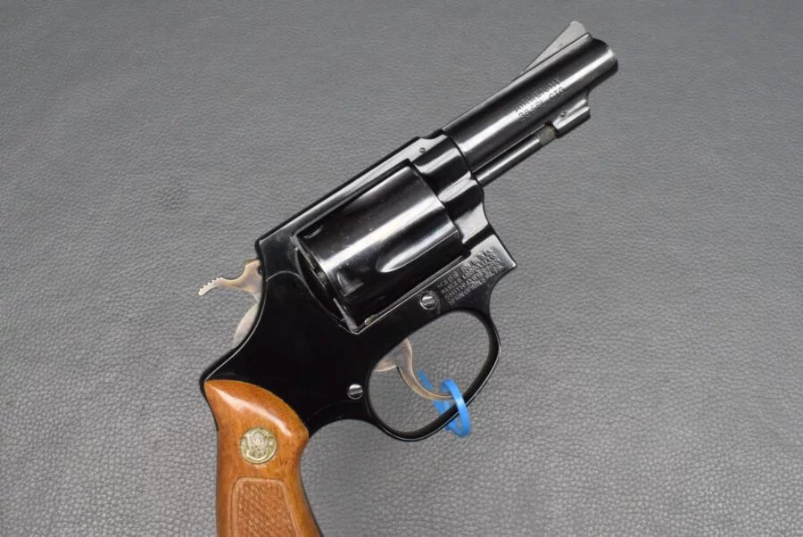 Smith & Wesson Modell 37, Kaliber 38 Special, Revolver, 3″ Lauf, Holzgriff, sehr gut – Bild 6