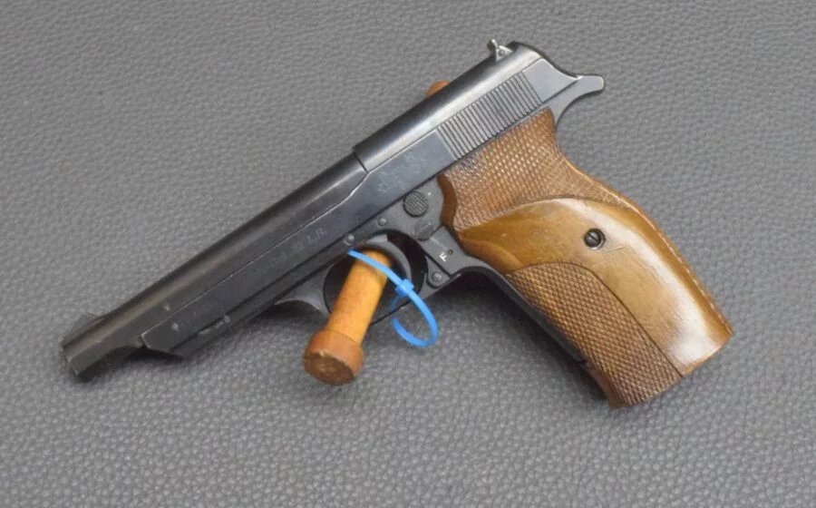 Norinco Modell Walther TT-Olympia , Kaliber 22Lr, gut